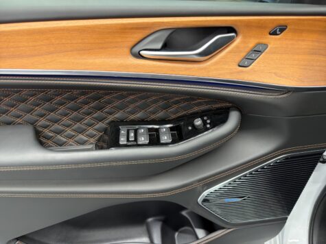 Jeep – Grand Cherokee 2.0 Turbo Summit Reserve 4xe