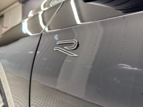 VW – Golf VIII 1.5 eTSI R-Line DSG