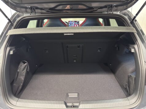 VW – Golf VIII 2.0 TSI GTI DSG