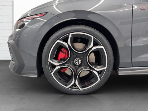 VW – Golf VIII 2.0 TSI GTI DSG
