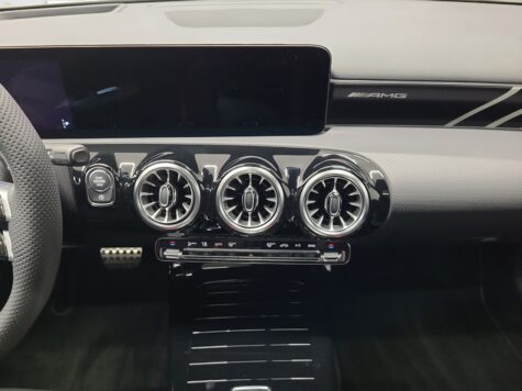 Mercedes-Benz – AMG A 35 4Matic