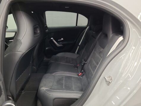 Mercedes-Benz – A 200 AMG Line Night Star