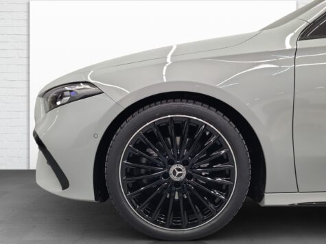 Mercedes-Benz – A 200 AMG Line Night Star