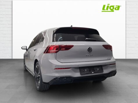 VW – Golf VIII 1.5 eTSI R-Line DSG