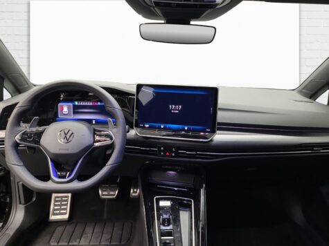 VW – Golf VIII 2.0 TSI R DSG 4motion