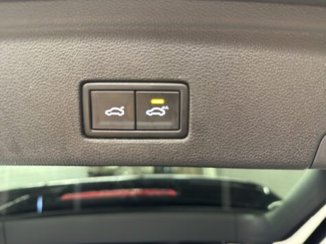 VW – Touareg 3.0 V6 TSI R-Line