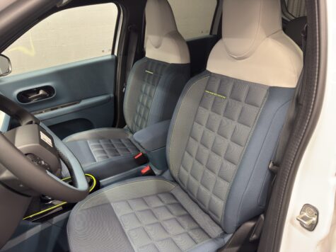 Fiat – Grande Panda 1.2 Hybrid La Prima