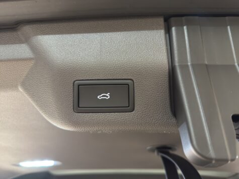 VW – T7 Multivan lang 1.5 TSI eHybrid Style Liberty DSG 4motion