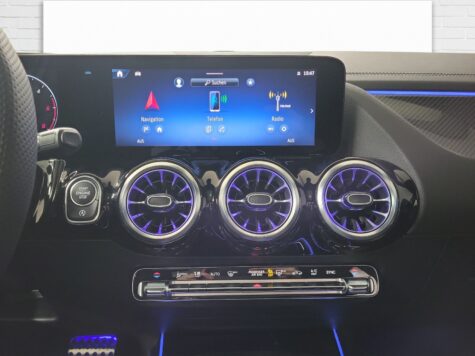 Mercedes-Benz – GLA 220 d AMG Line 4Matic Swiss Star