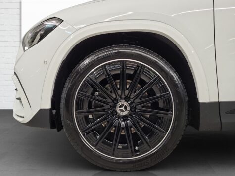 Mercedes-Benz – GLA 200 AMG Line Night Star