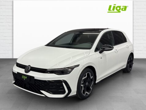 VW – Golf VIII 1.5 eTSI R-Line DSG