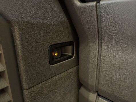 VW – T7 Multivan kurz 2.0 TDI Liberty DSG