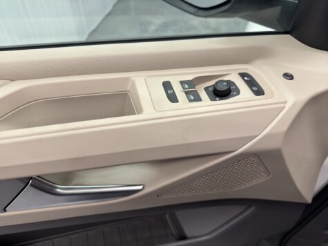 VW – T7 Multivan kurz 2.0 TDI Liberty DSG