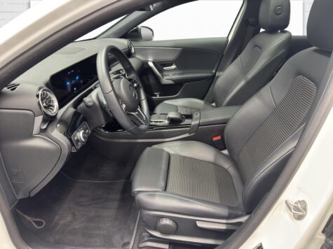 Mercedes-Benz – A 250 e Progressive