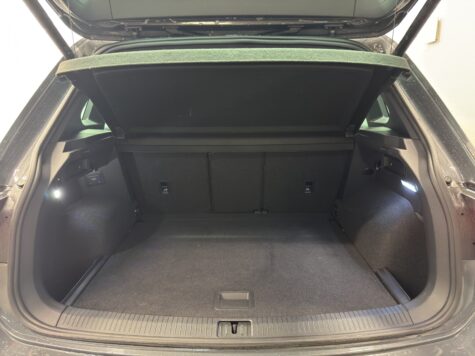 VW – Tiguan 2.0 TSI R-Line DSG