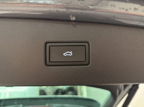 VW – Tiguan 2.0 TSI R-Line DSG