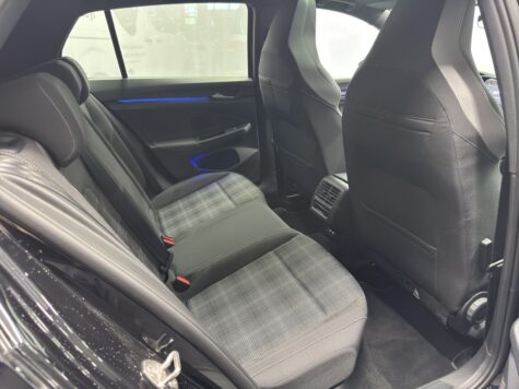 VW – Golf VIII 2.0 TDI GTD DSG