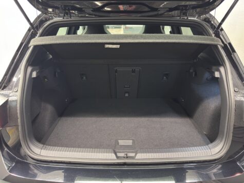 VW – Golf VIII 2.0 TDI GTD DSG