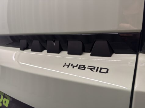 Fiat – Grande Panda 1.2 Hybrid La Prima