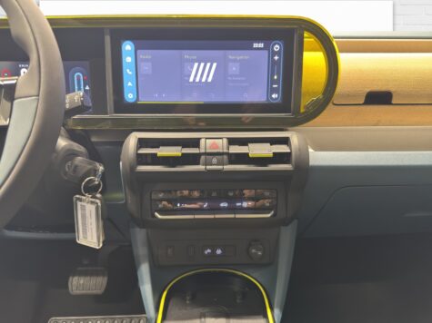 Fiat – Grande Panda 1.2 Hybrid La Prima