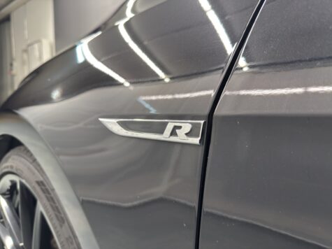 VW – Golf VII 2.0 TSI R 310 DSG 4motion