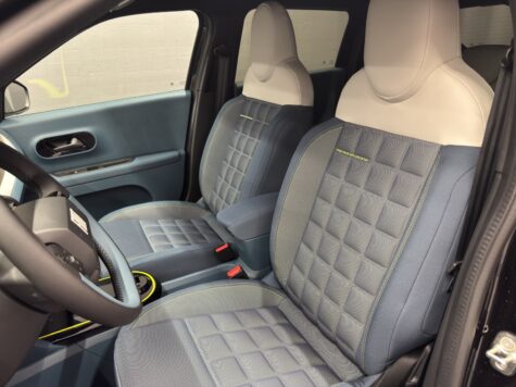 Fiat – Grande Panda 1.2 Hybrid La Prima