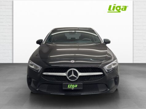 Mercedes-Benz – A 250 Progressive 4Matic