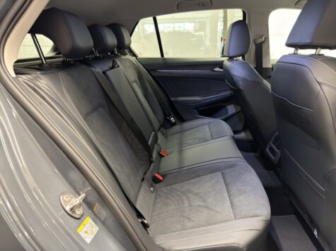 VW – Golf VIII 1.5 eTSI United DSG