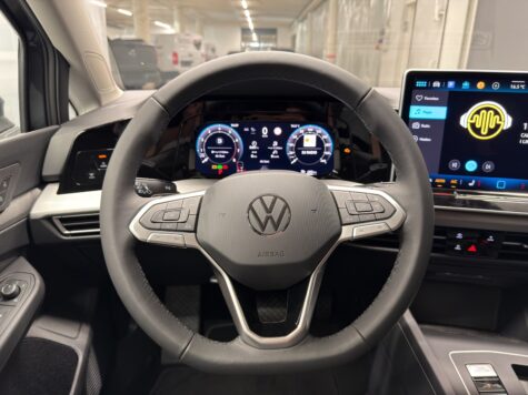 VW – Golf VIII 1.5 eTSI United DSG