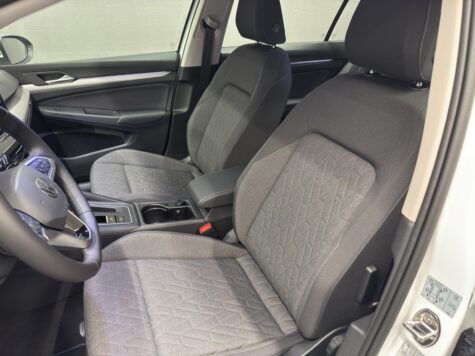 VW – Golf VIII Variant 2.0 TDI Life DSG