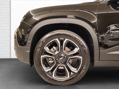 Jeep – Avenger 1.2 MHEV Summit & Sky