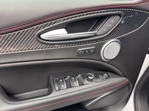 Alfa Romeo – Stelvio 2.0 Q4 280 Estrema