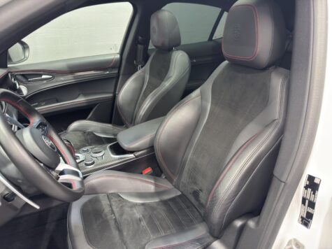 Alfa Romeo – Stelvio 2.0 Q4 280 Estrema