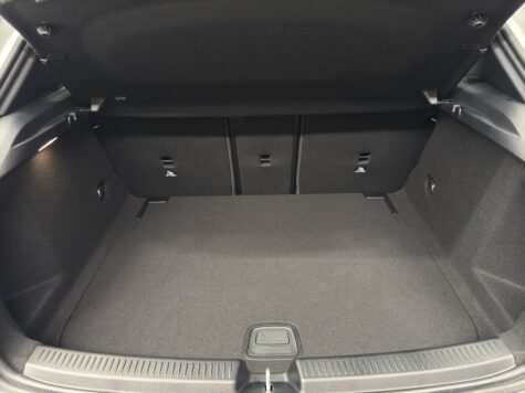 Mercedes-Benz – A 200 AMG Line