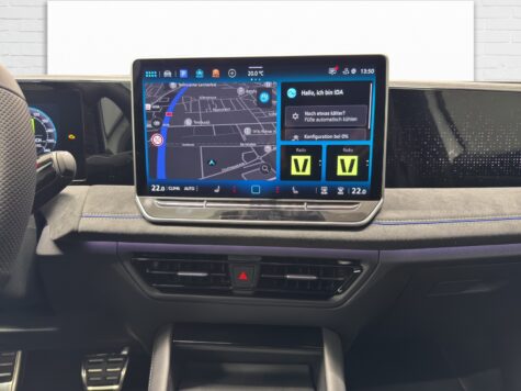 VW – Tiguan 2.0 TSI R-Line DSG 4motion