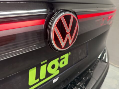 VW – Tiguan 2.0 TSI R-Line DSG 4motion