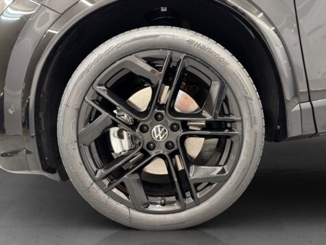 VW – Tiguan 2.0 TSI R-Line DSG 4motion