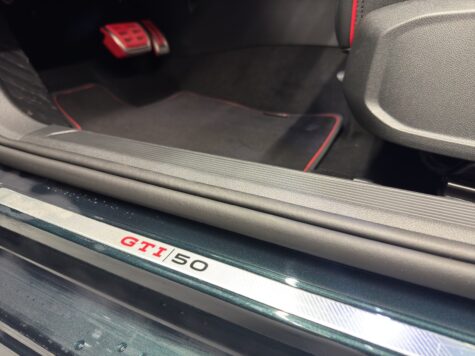VW – Golf VIII 2.0 TSI GTI Edition 50 DSG