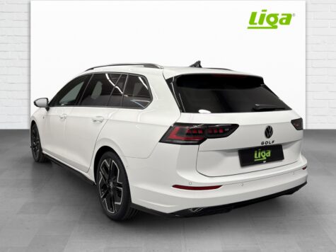 VW – Golf VIII Variant 1.5 eTSI R-Line DSG