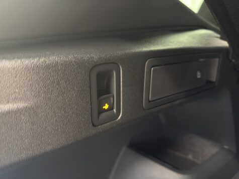 VW – Tiguan 2.0 TSI R-Line United DSG 4motion