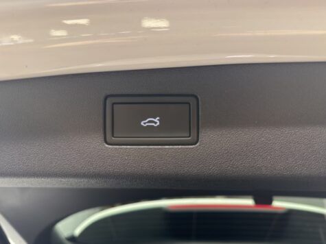 VW – Tiguan 2.0 TSI Life United DSG 4motion