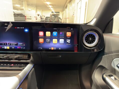 Mercedes-Benz – CLA 220 AMG Line 4Matic