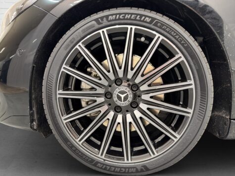 Mercedes-Benz – CLA 220 AMG Line 4Matic