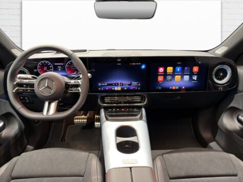 Mercedes-Benz – CLA 220 AMG Line 4Matic