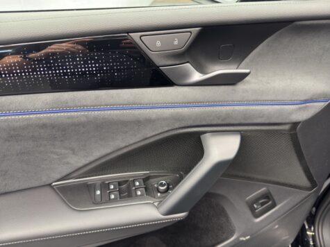 VW – Tiguan 2.0 TSI R-Line DSG 4motion