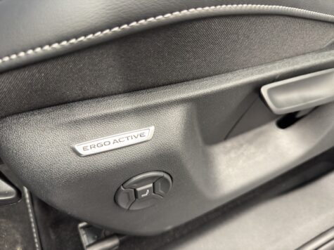 VW – Tiguan 2.0 TSI R-Line DSG 4motion