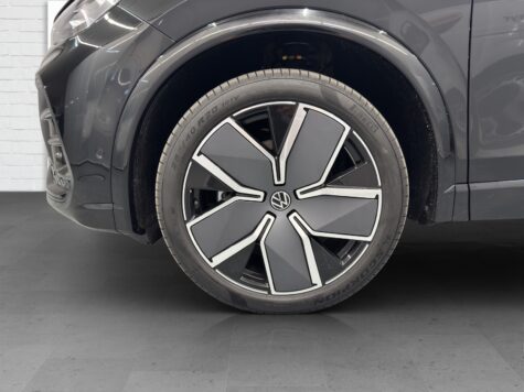 VW – Tiguan 2.0 TSI R-Line DSG 4motion