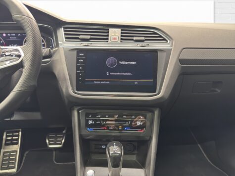 VW – Tiguan 2.0 TSI R-Line DSG