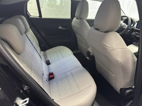 Fiat – 600 1.2 Hybrid La Prima