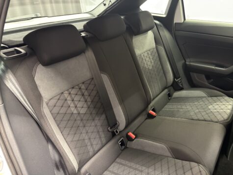 VW – Taigo 1.0 TSI R-Line DSG